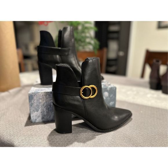 JayGate Womens Pointed Toe Side V Cutout Ankle Chunky Block Heel Boots - Picture 2 of 9